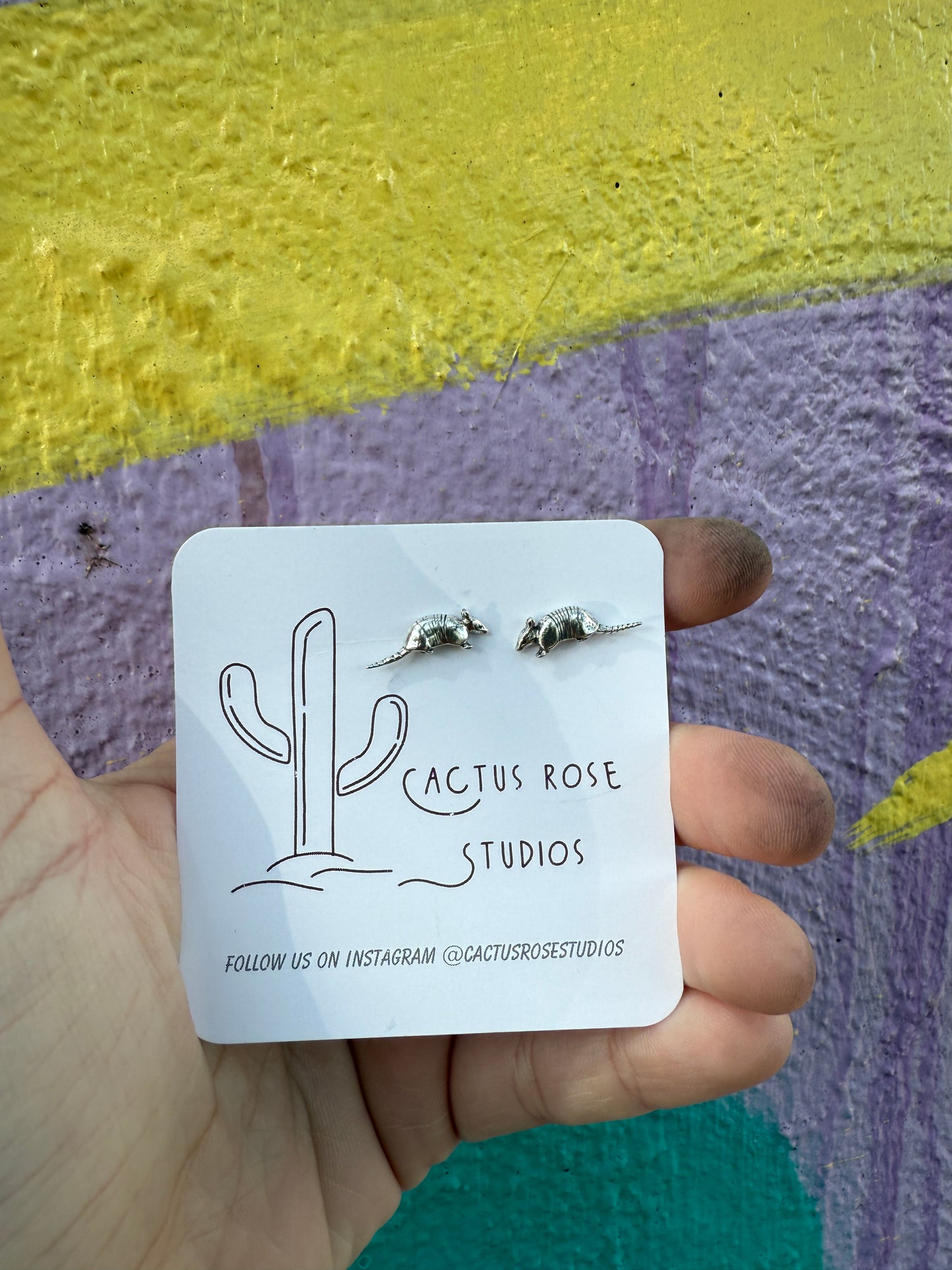 Lil’ ‘Dillo studs RTS