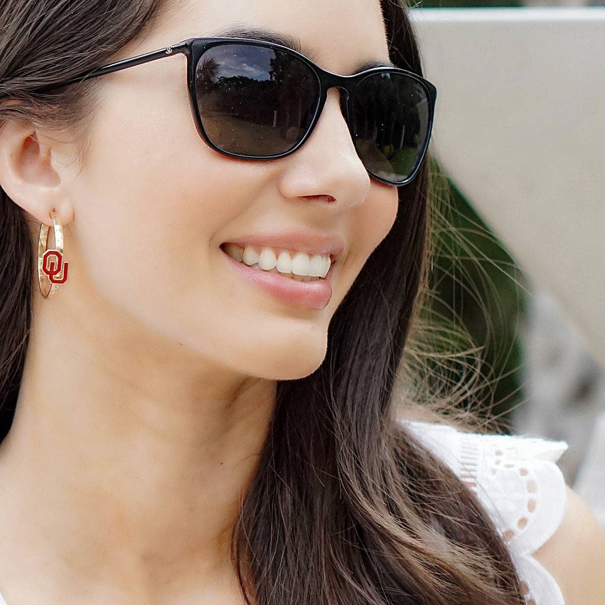 Canvas Style - Oklahoma Sooners Enamel Logo Hoop Earrings in Crimson