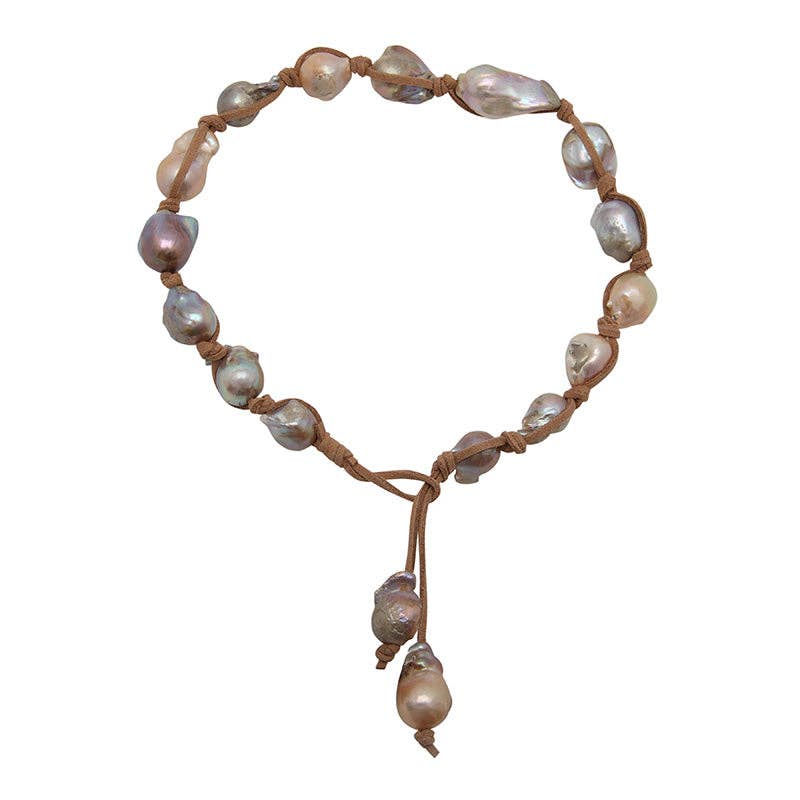 Girl With A Pearl - KNOTTY SHORT (MULTI ON TAN)