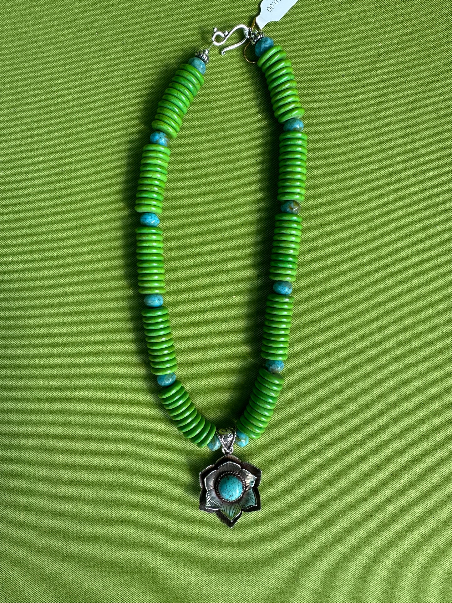 Turquoise flower and green necklace