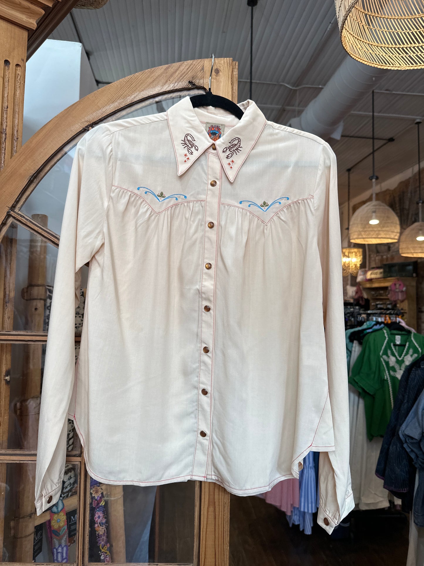 Cream Desperado Pearl snap top