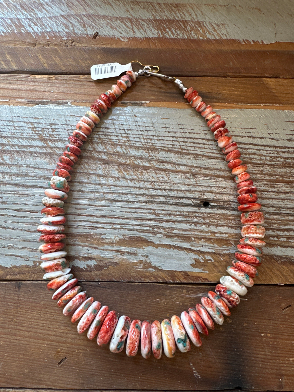 spiny oyster neckllace