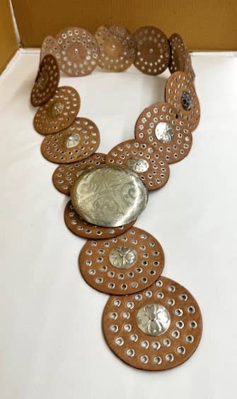 DAIRI - Leather belt disc shape b100