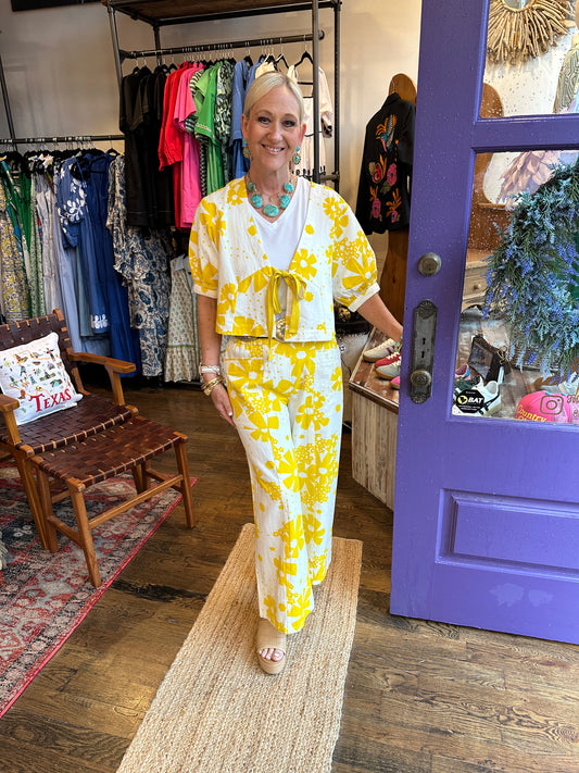 Ivy Jane Scattered Daisy Jacket