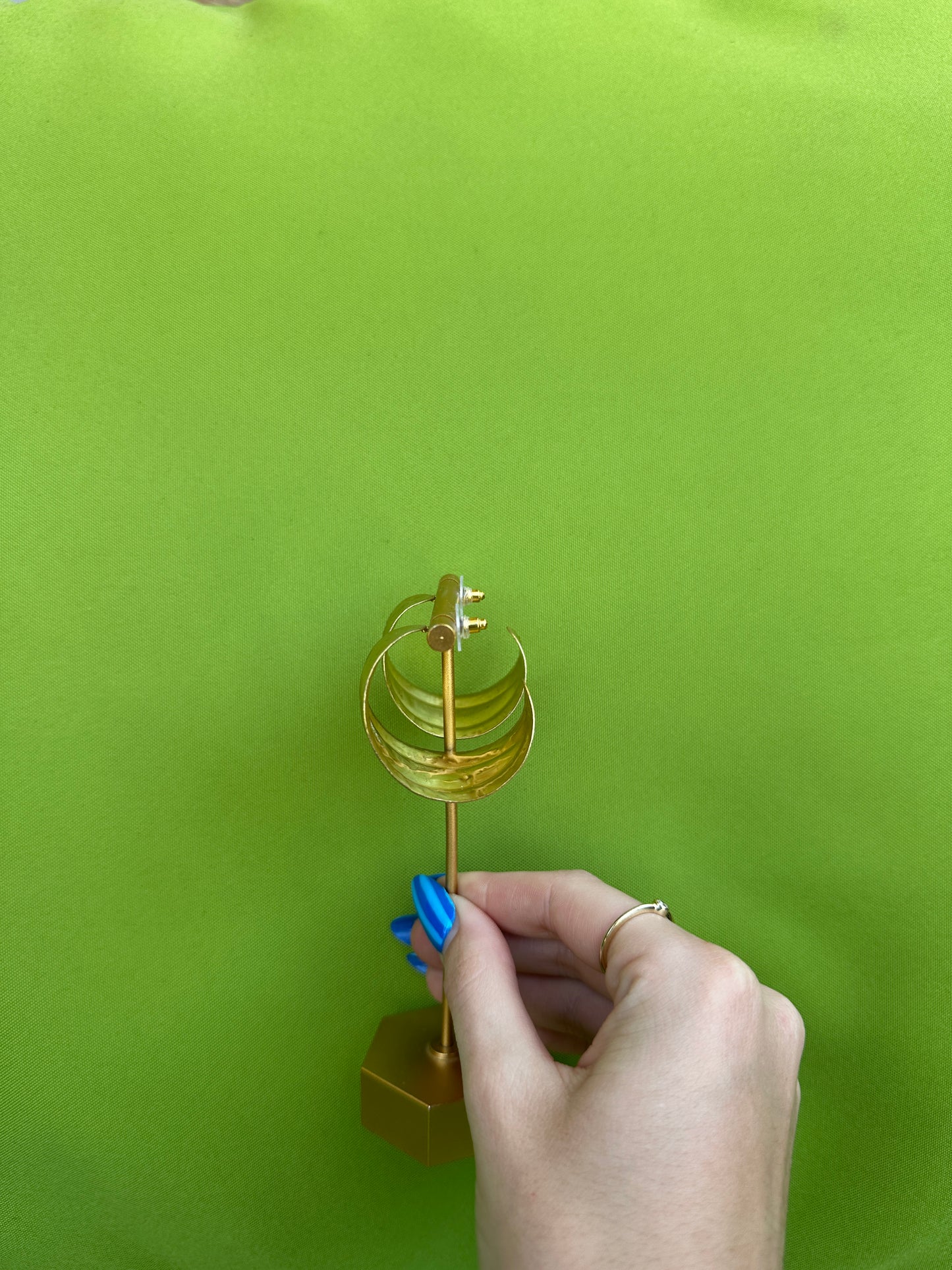 Half Hoop Ridged Gold earrings