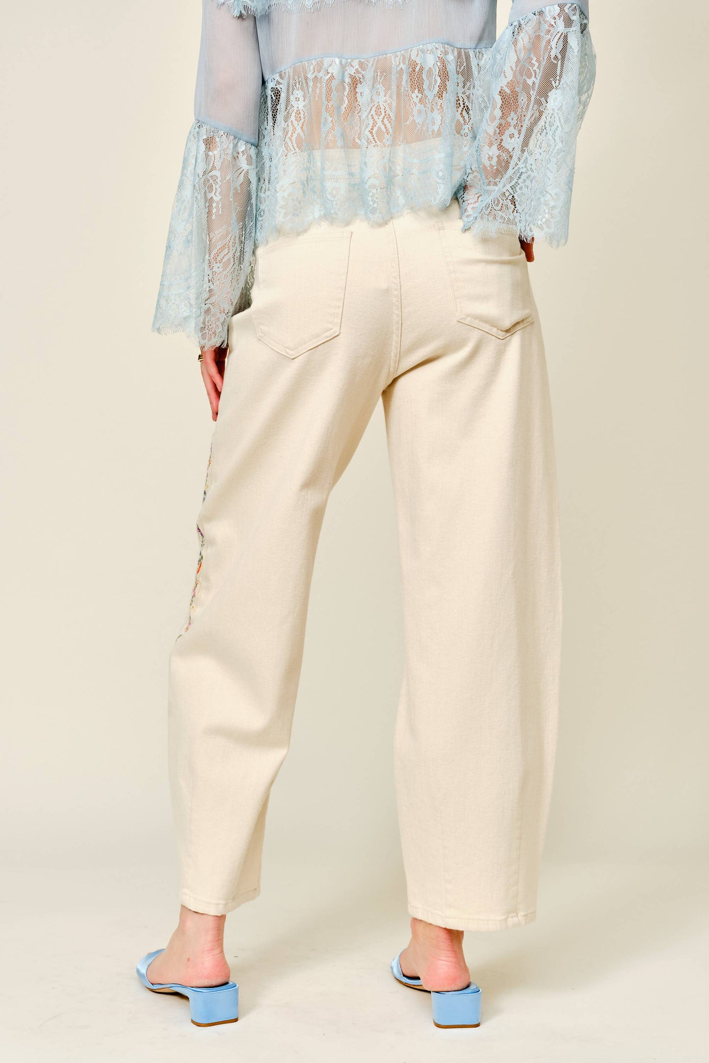 High Waist Floral Embroidered Jeans