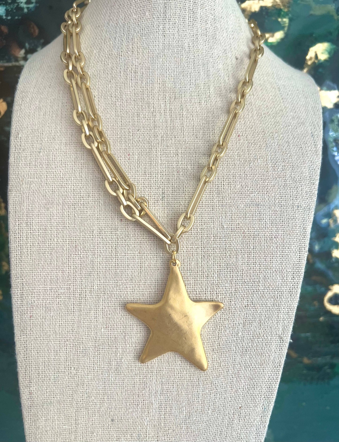 Grace Designs - Matte Star Necklace 