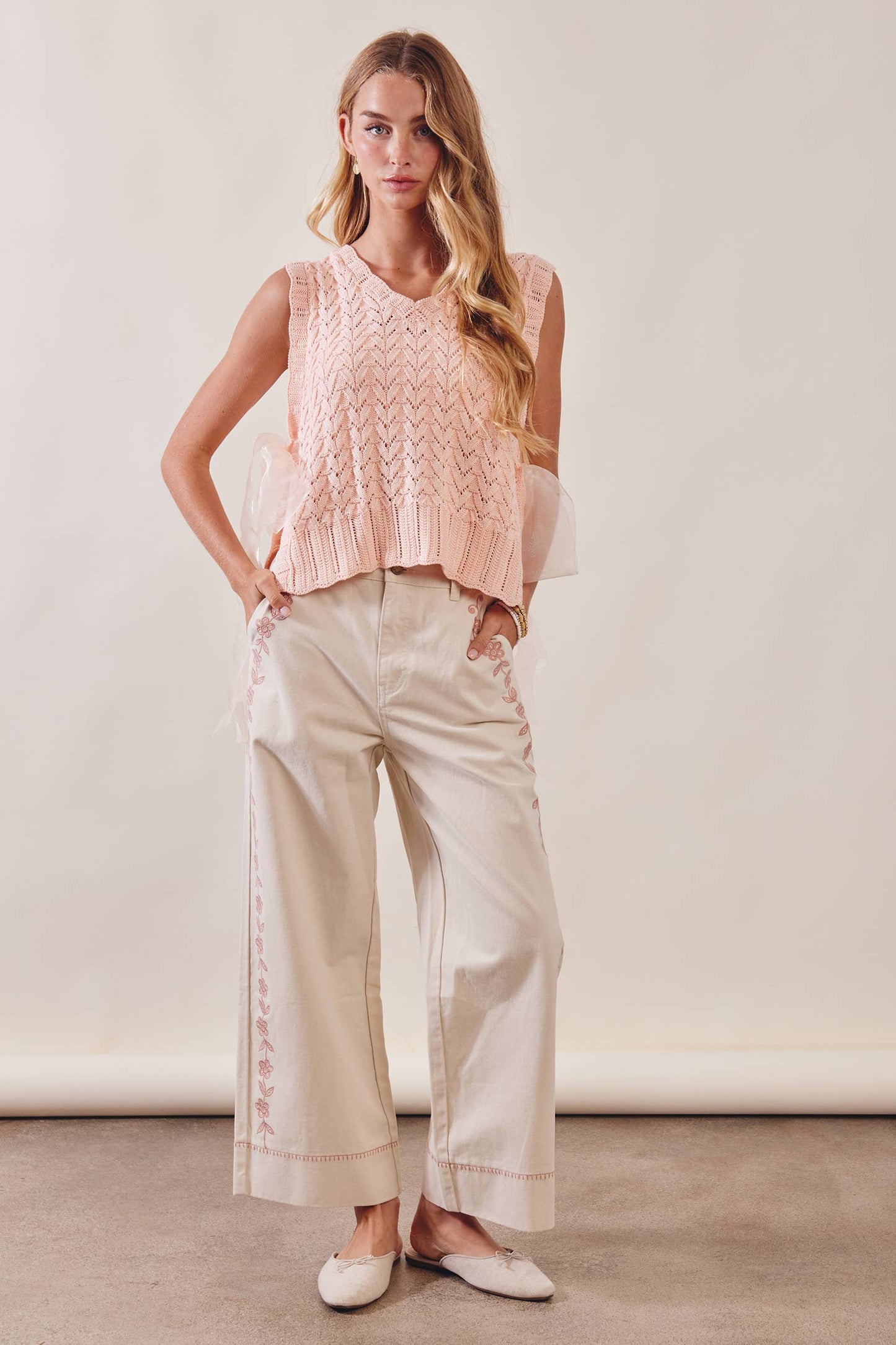 Floral Embroidered Cropped Wide-Leg Pants