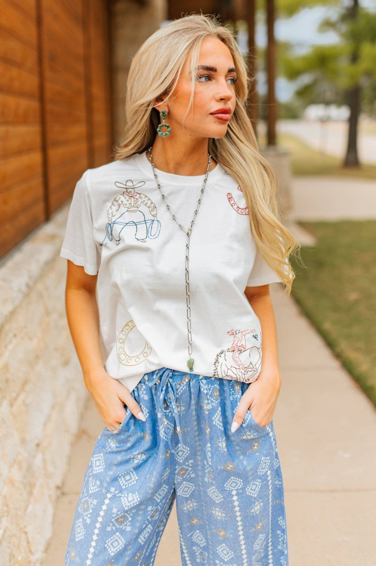ROPING COWBOY EMBROIDERY TEE