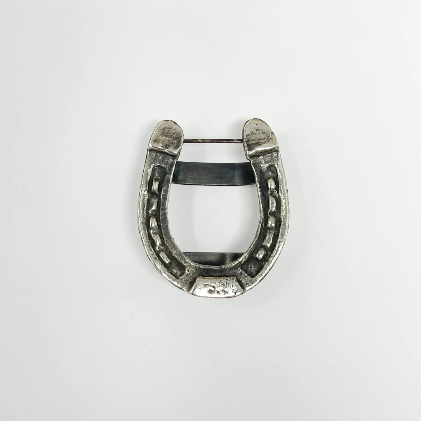 Horseshoe Scarf Slide