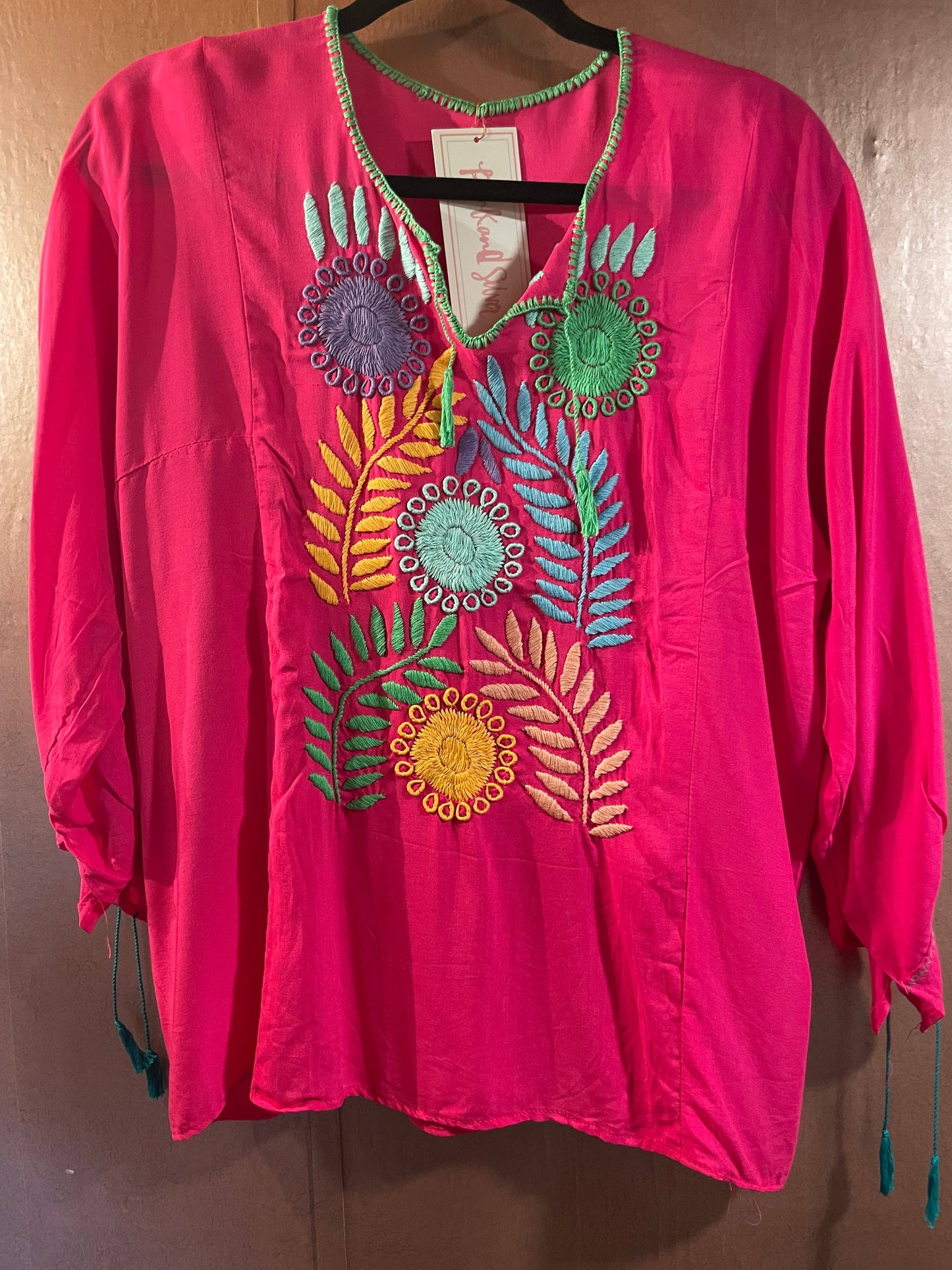 Hand Embroidered Mexican Blouse (Pink)
